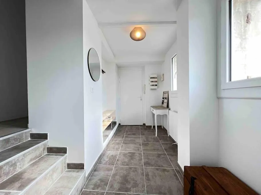 Appartement Avec Terrasse, Climatisation Et Parking Prive ! Le Teil